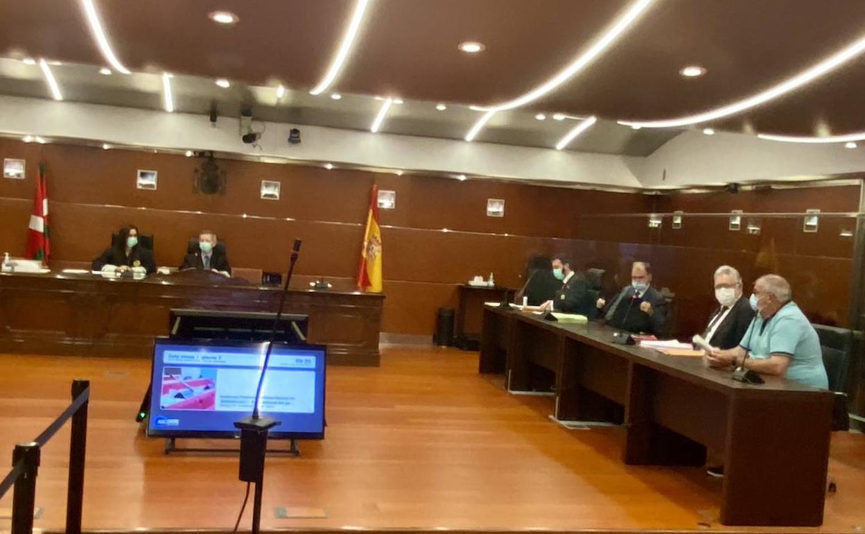 El juicio ha quedado visto para la resolución del jurado popular. 
