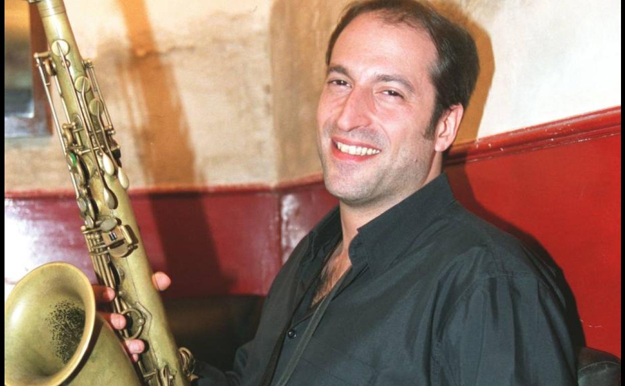 El saxofonista Bob Sands 