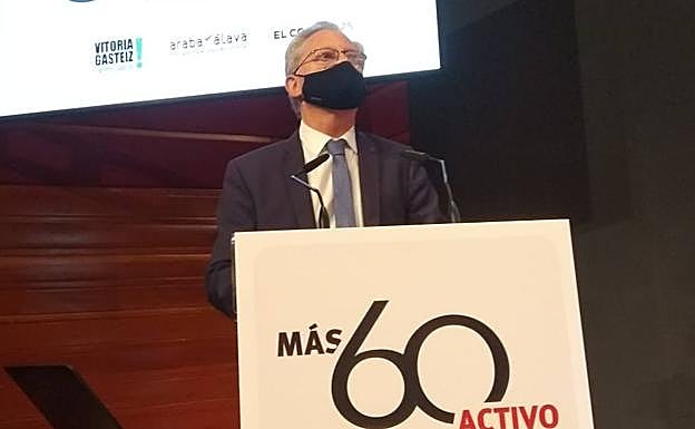 Más 60 activo: Emilio Sola: «Es el momento de dibujar un nuevo modelo de residencia innovador»