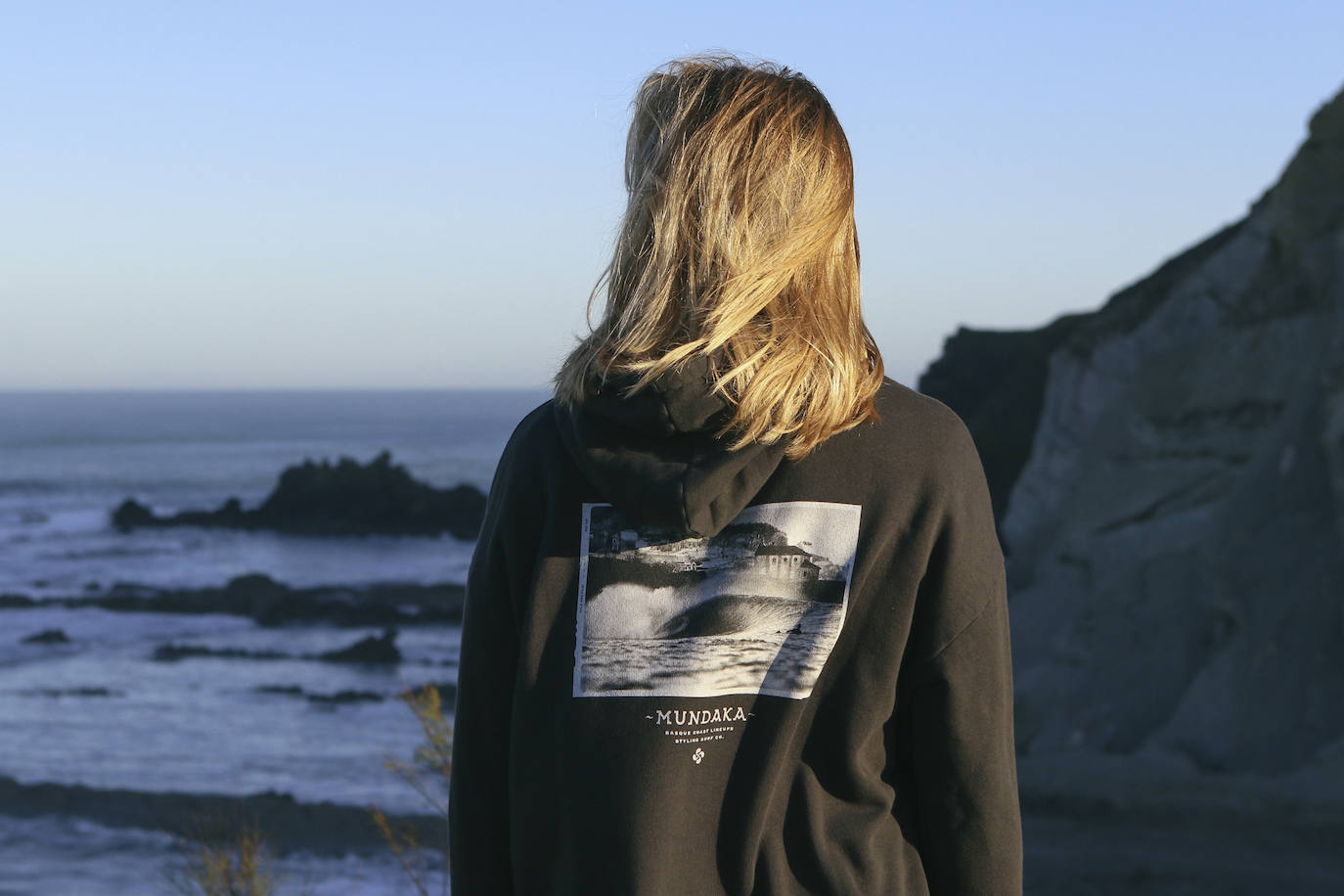 Fotos: De Mundaka a Sopela: las camisetas y sudaderas que homenajean las olas más famosas de Bizkaia