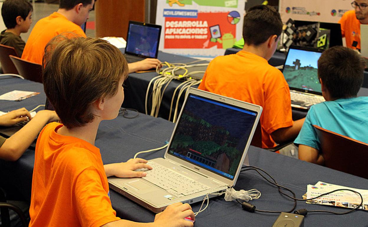 Camp Tecnológico en Fun & Serious Game Festival