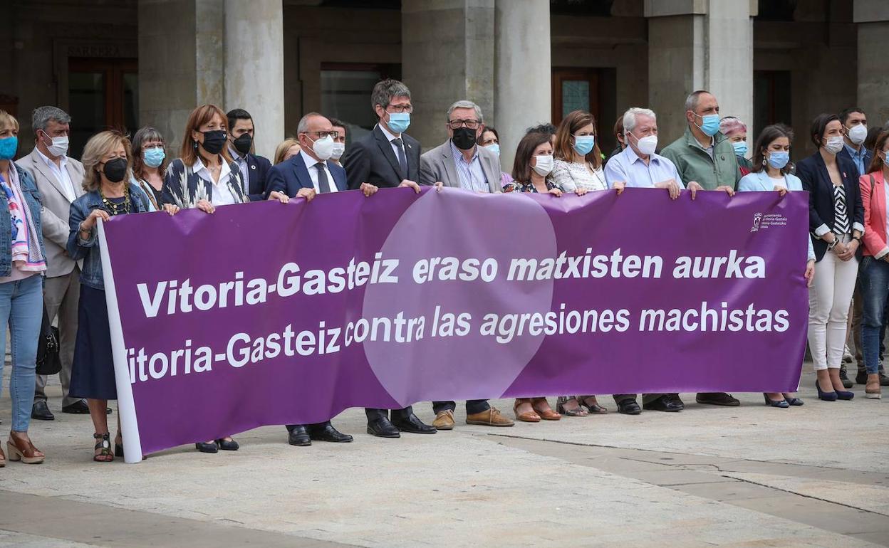  Concentración en Murchante por el asesinato de la vitoriana.