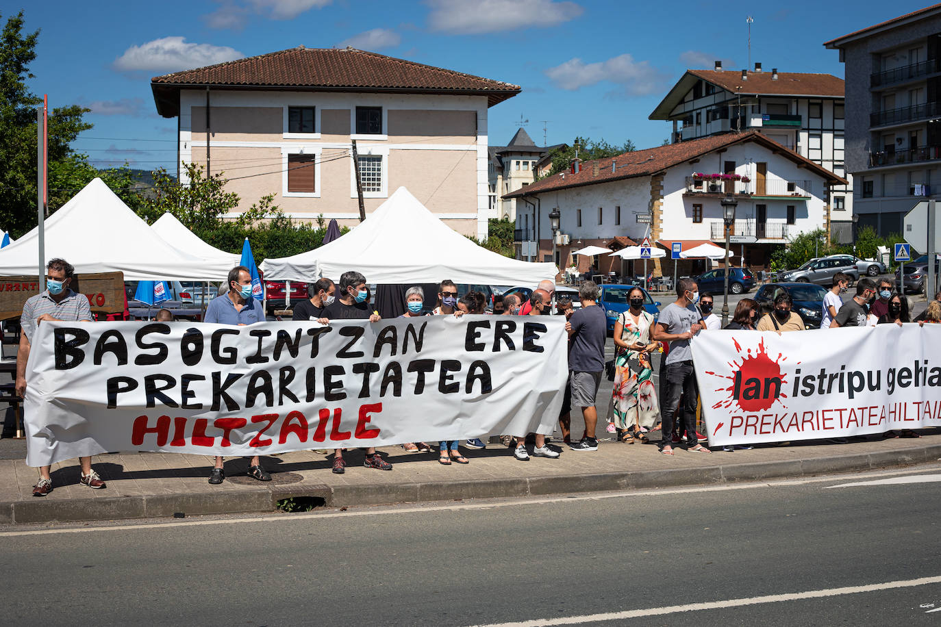 Concentración en Muxika por la muerte de un trabajador forestal.