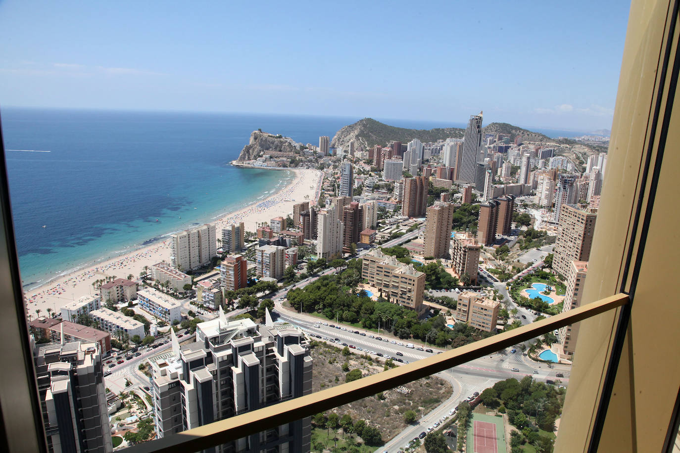 Fotos: Así es por dentro el edificio Intempo de Benidorm, el residencial más alto de Europa