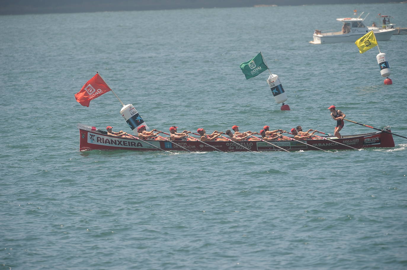 Fotos: Zierbena se lleva la Ikurriña de Getxo