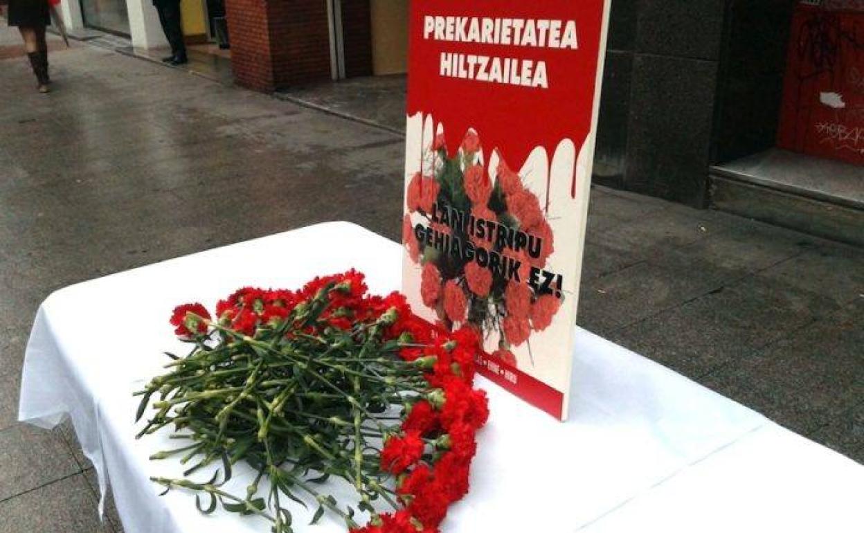 Protesta de LAB por la precariedad laboral.