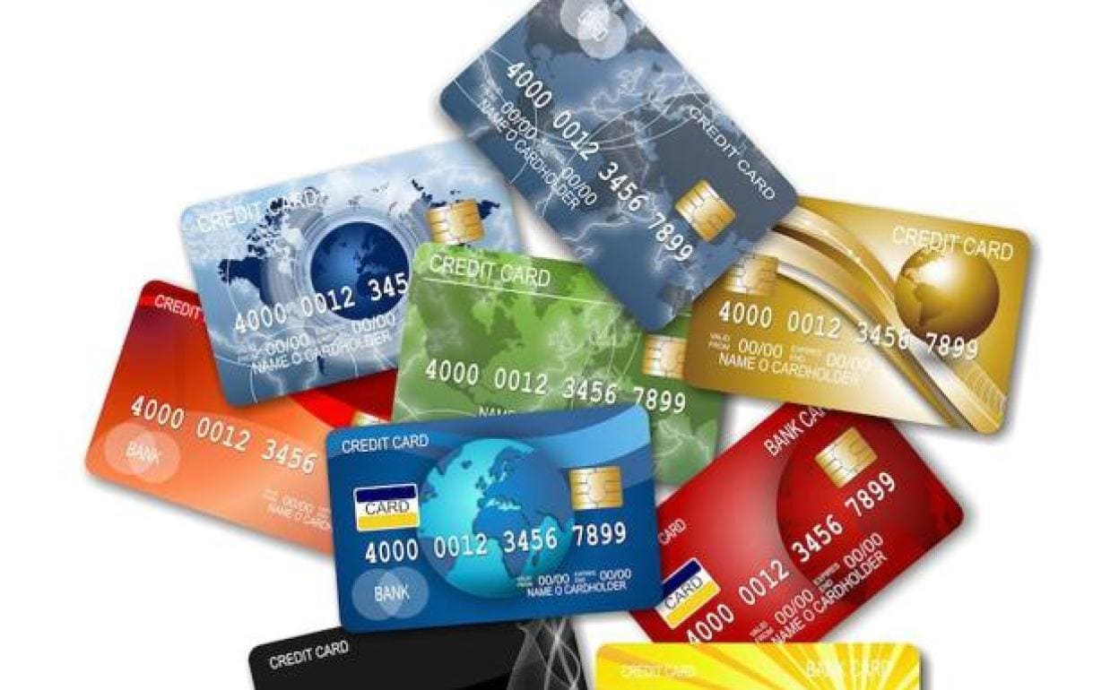 12 tarjetas para sacar dinero en cualquier cajero sin comisiones | El Correo