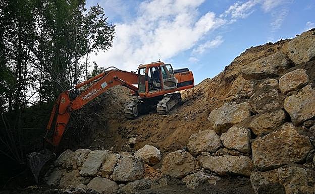 Las lluvias provocaron diversos corrimientos de tierras.