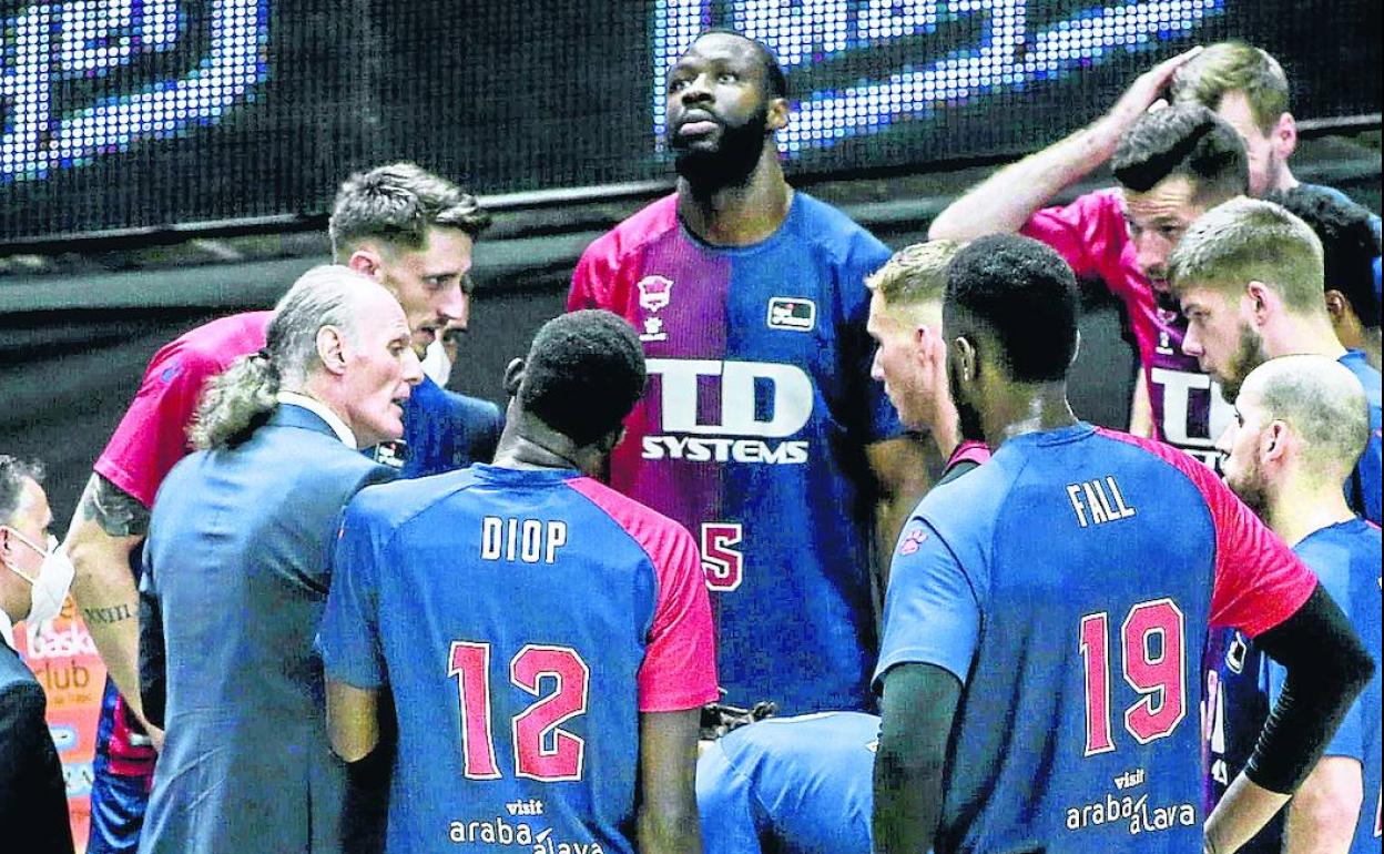 Diop y Jekiri se han ido y la continuidad de Fall, sin ser segura, cada vez parece más cercana