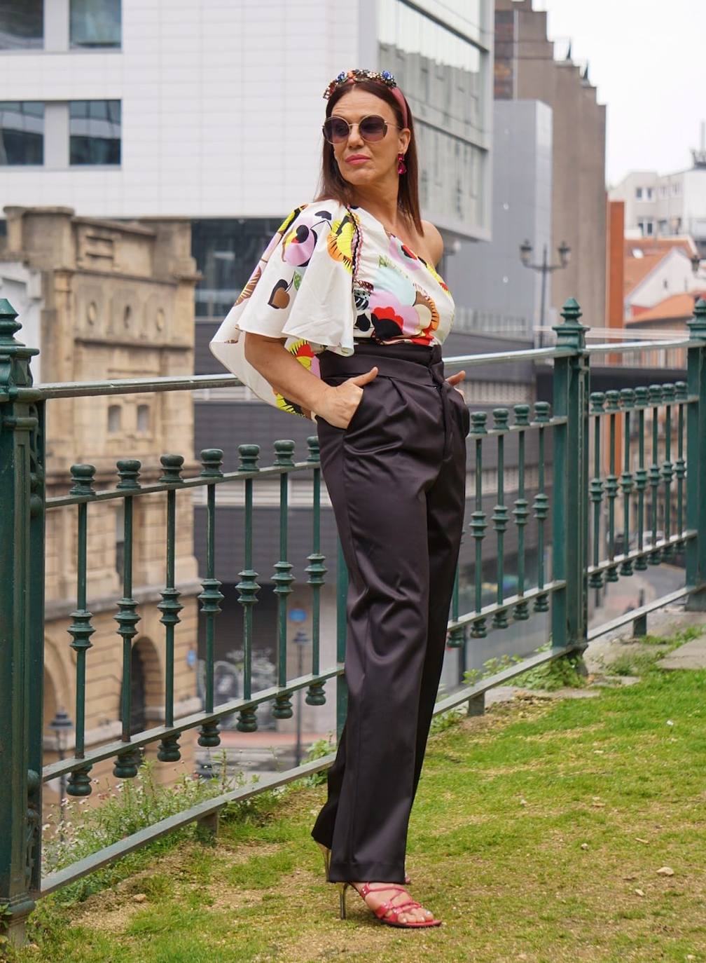 Fotos: Amaia, la periodista que no pasa desapercibida en Bilbao con sus looks asequibles y