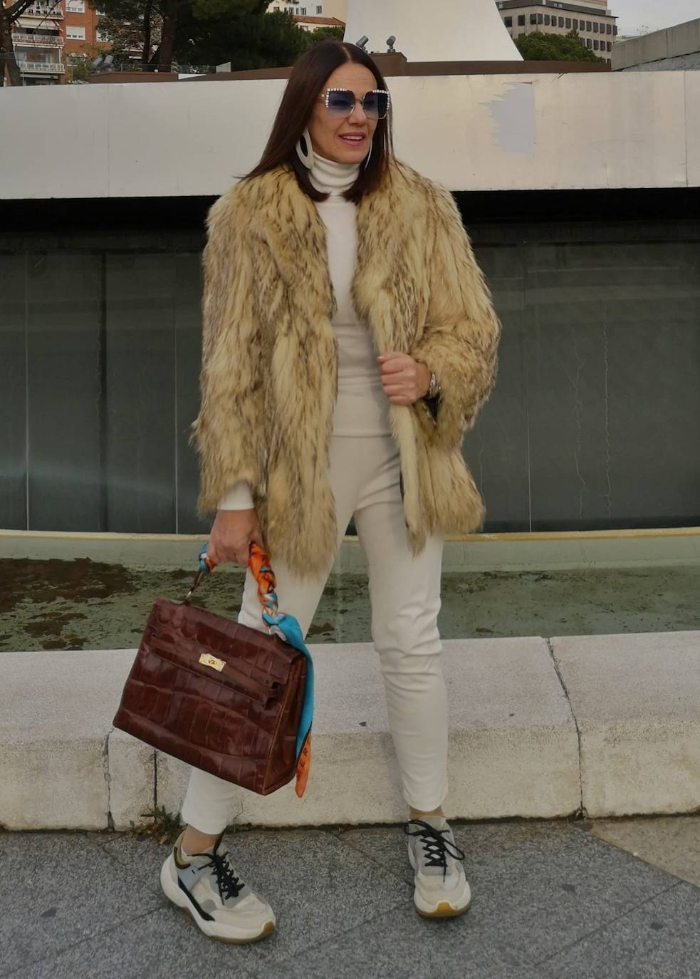 Fotos: Amaia, la periodista que no pasa desapercibida en Bilbao con sus looks asequibles y