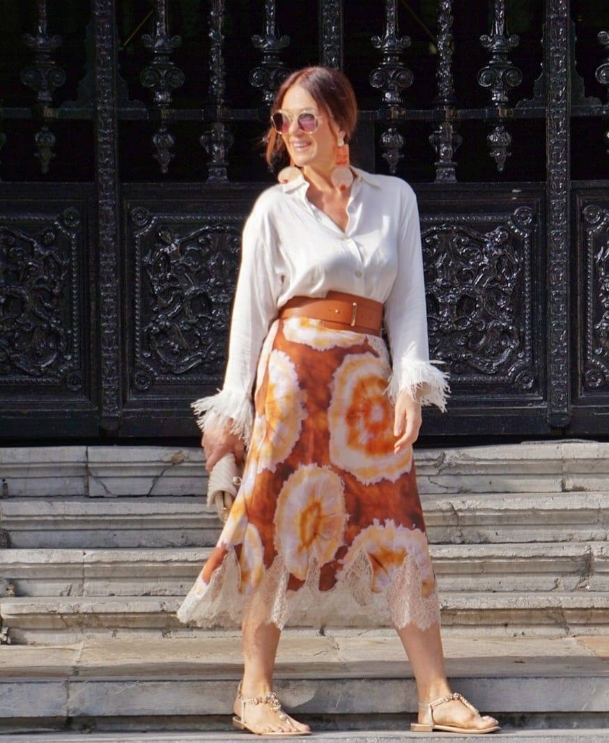 Fotos: Amaia, la periodista que no pasa desapercibida en Bilbao con sus looks asequibles y