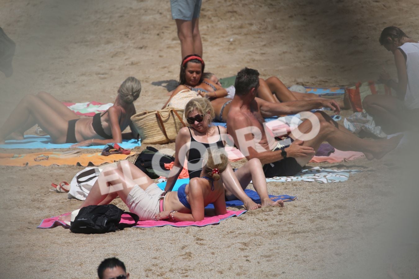 Fotos: Las infantas Cristina y Elena, de vacaciones con los Urdangarin en el País Vasco francés