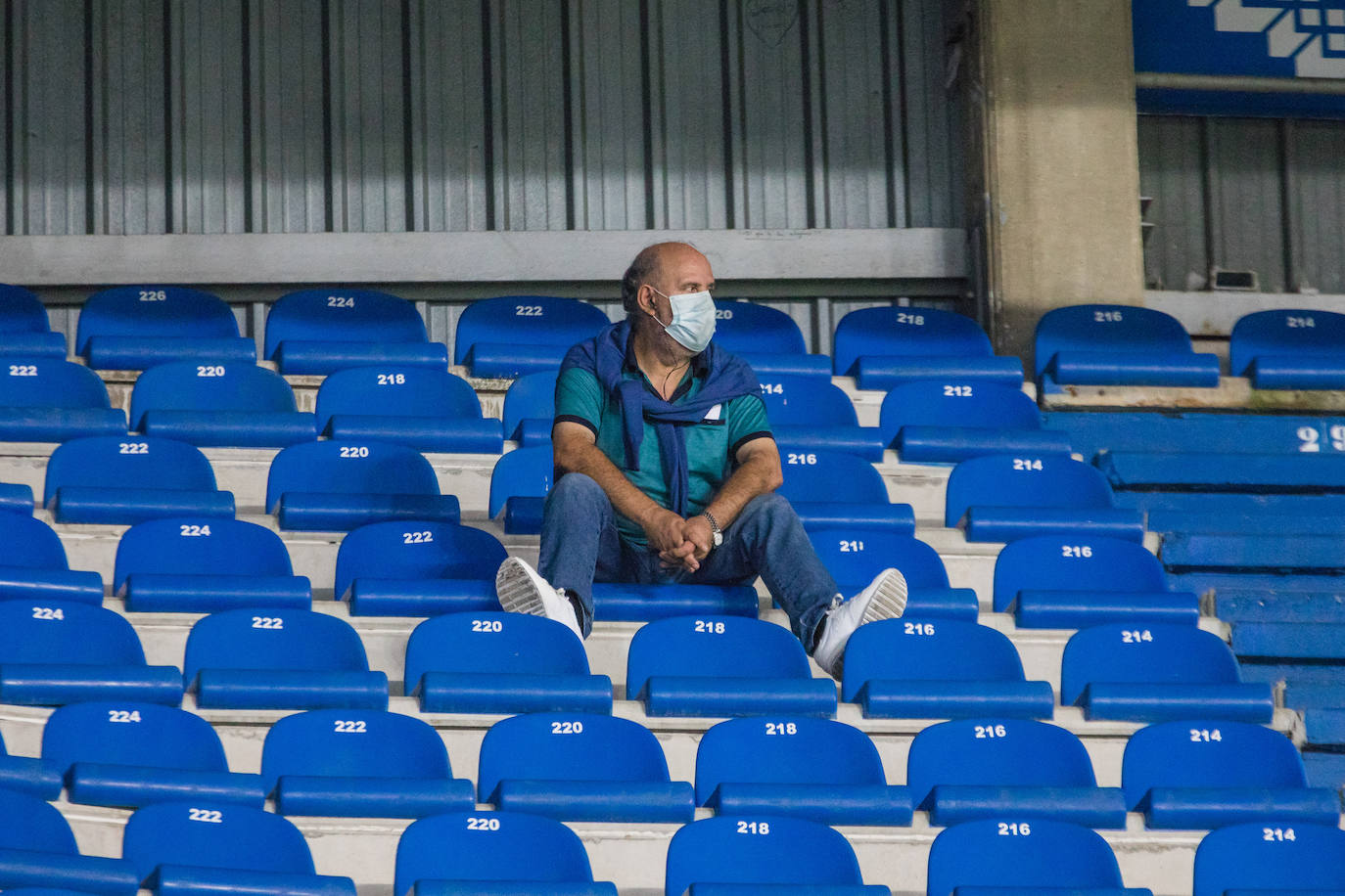 Fotos: El regreso de la afición a Mendizorroza, en imágenes