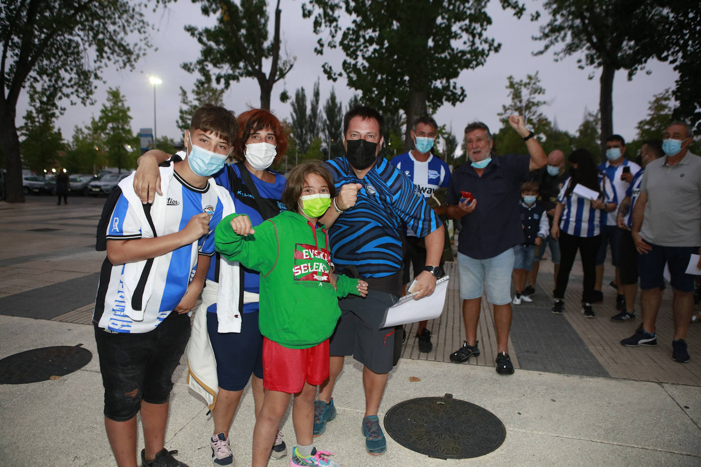 Fotos: El regreso de la afición a Mendizorroza, en imágenes