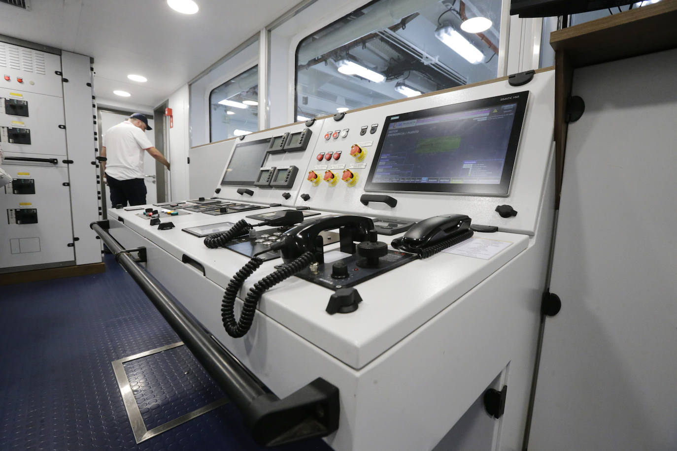 Fotos: Así es el atunero &#039;Juan Pablo II&#039; que Astilleros Muruetaha entregado en Getxo