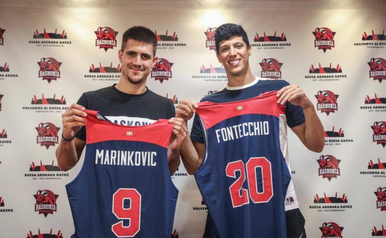 tecchio y Marinkovic fueron ayer presentados como nuevos jugadores del Baskonia