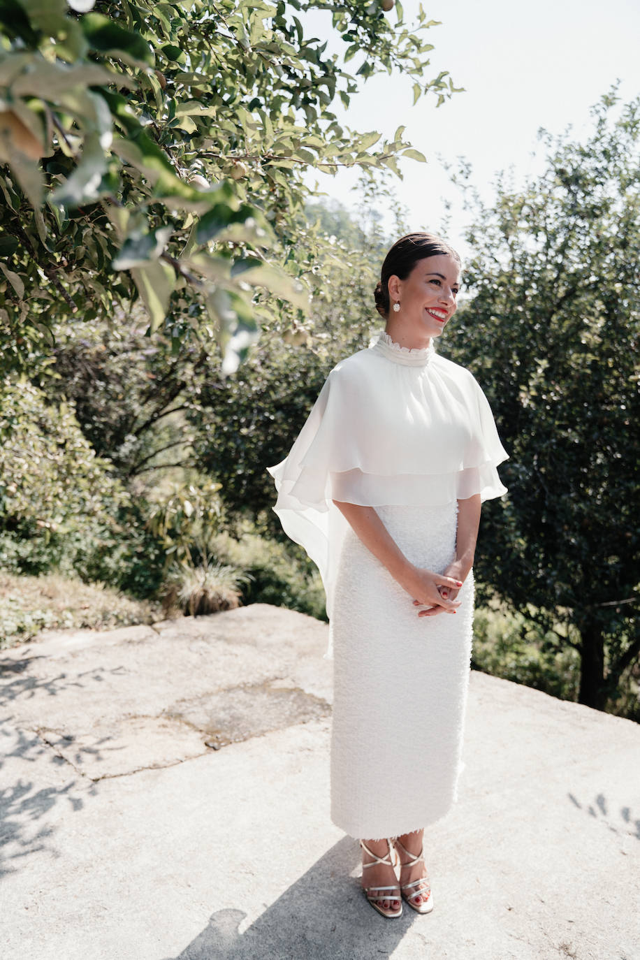 Fotos: Naia, la novia con capa de organza que se casó en Mundaka