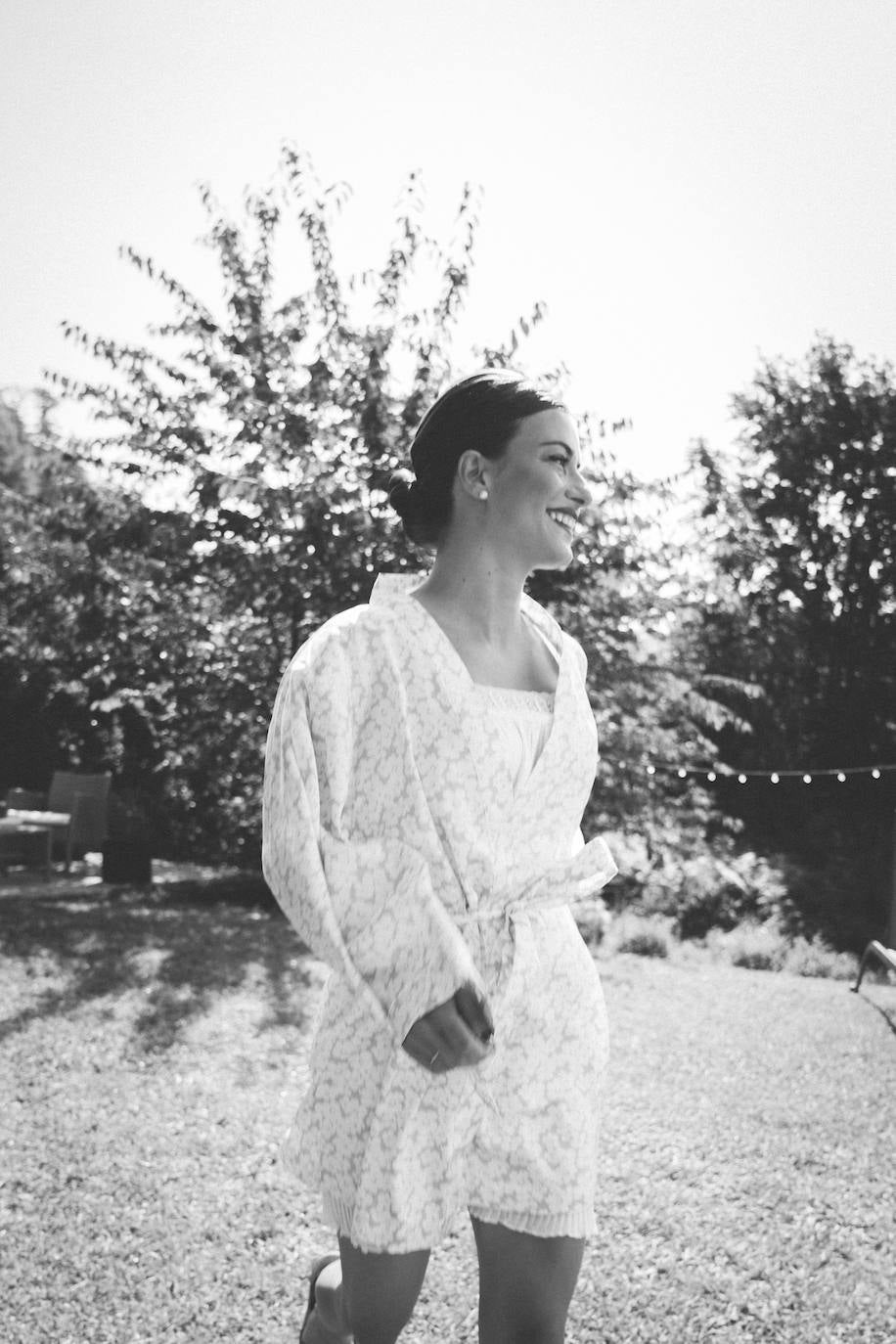 Fotos: Naia, la novia con capa de organza que se casó en Mundaka