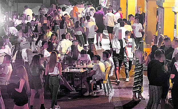 Imagen de las aglomeraciones durante las 'no fiestas' del municipio. 