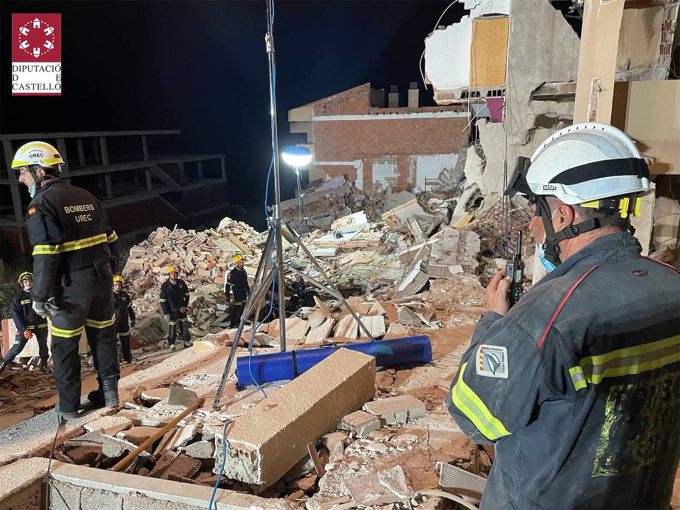 Fotos: Derrumbe de un edificio en Peníscola