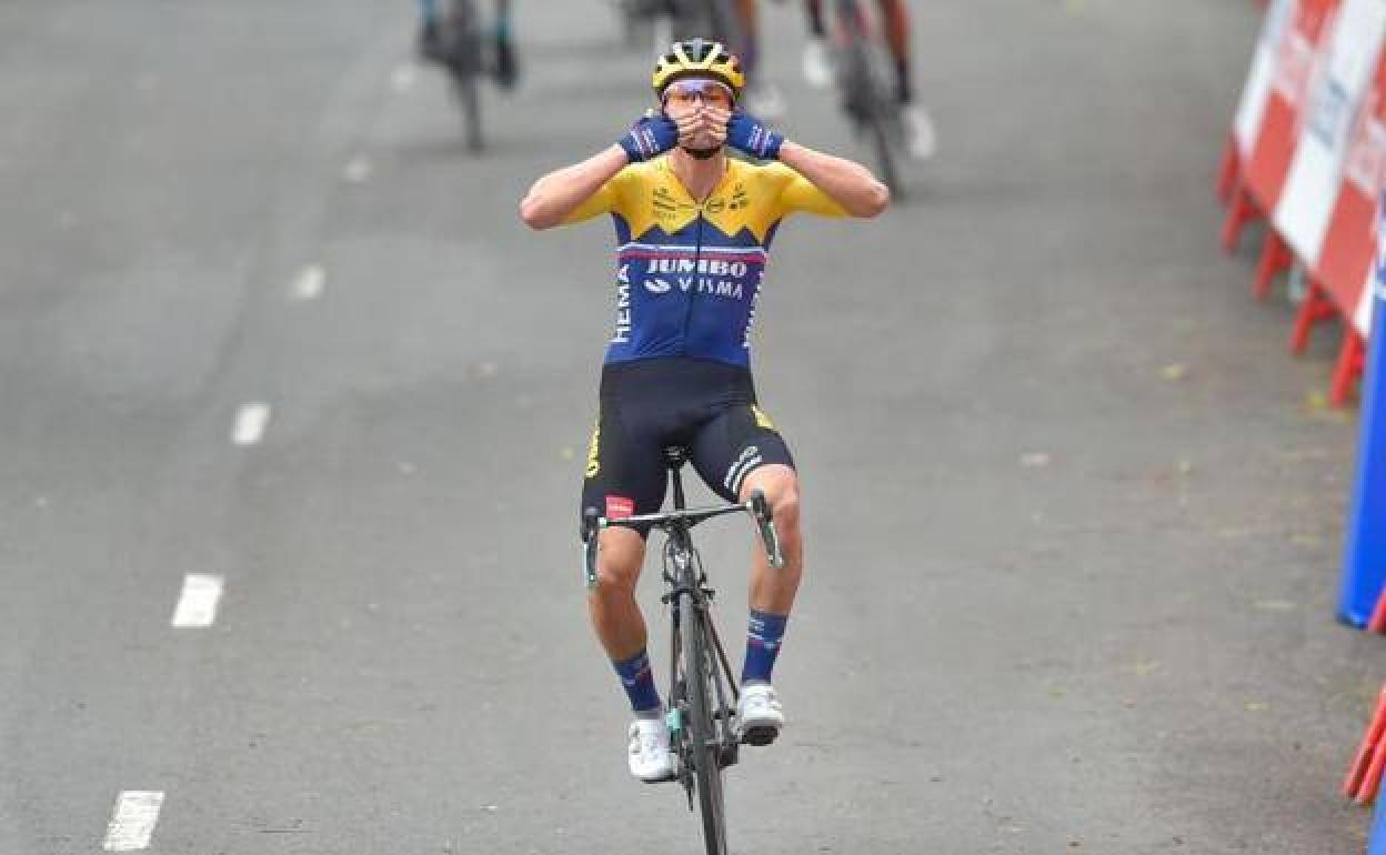 Roglic celebra una de sus victorias. 