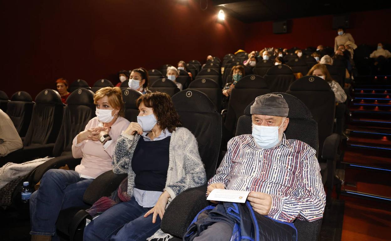 Una sesión en los cines Florida que habilitarán de nuevo el 60% de aforo. 