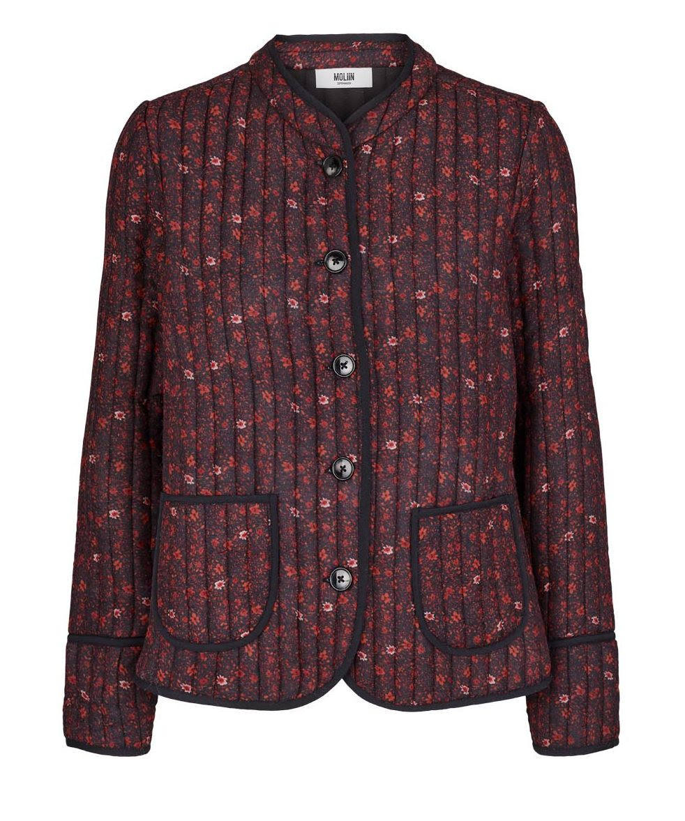 Chaqueta roja estampada con flores de la tienda bilbaína The Closet, situada en la calle Colón de Larreátegui número 19. Cuesta 179 euros. 