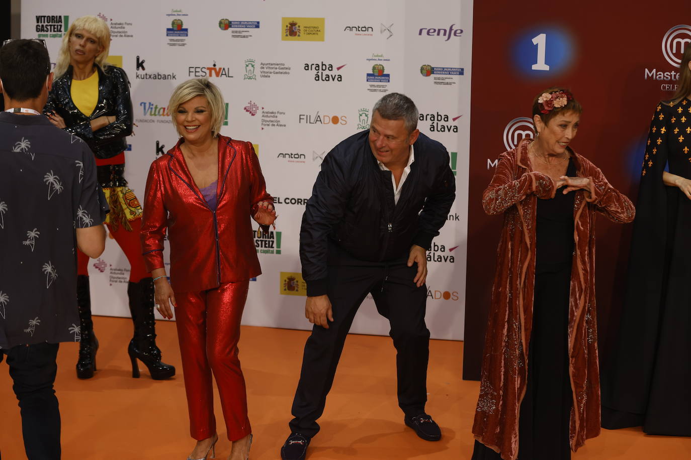 Terelu Campos, Miki Nadal, Veronica Forqué y en el fondo Samantha Hudson.