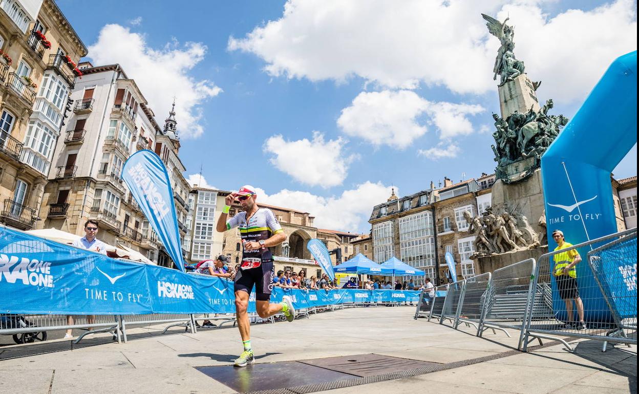 Calles cortadas y paradas de Tuvisa sin servicio por el Ironman este domingo