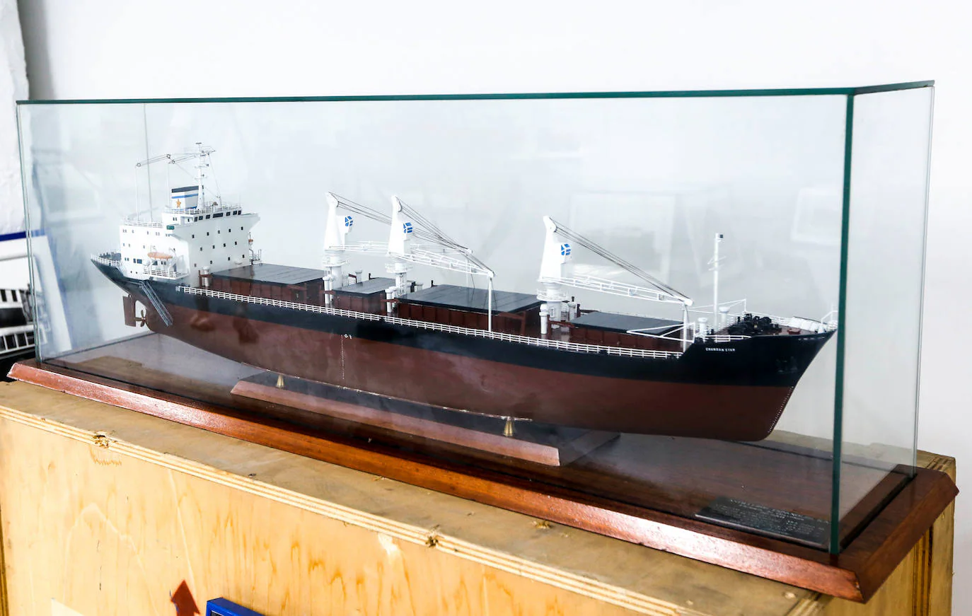 Fotos: Las maquetas de barcos de La Naval salvadas en una subasta