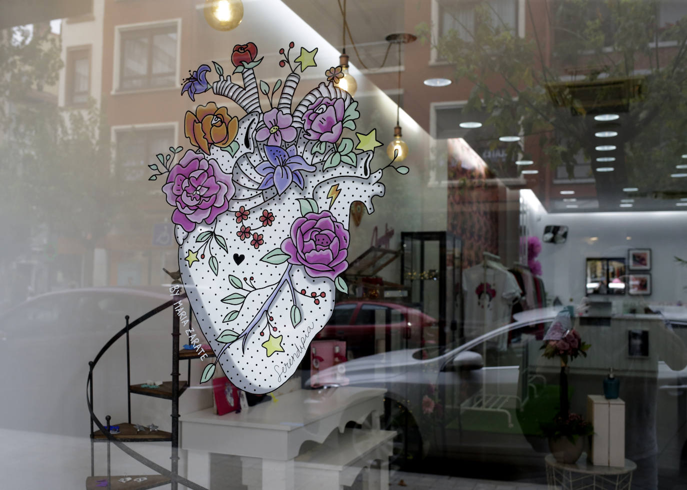 Fotos: Un templo de pendientes «cañeros» abre sus puertas en Las Arenas