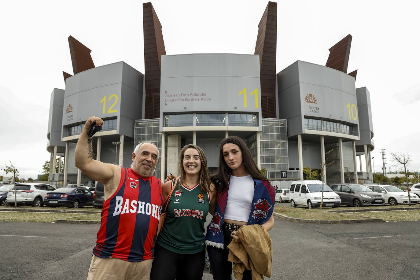 Fotos: El baskonismo regresa a las gradas del Buesa Arena