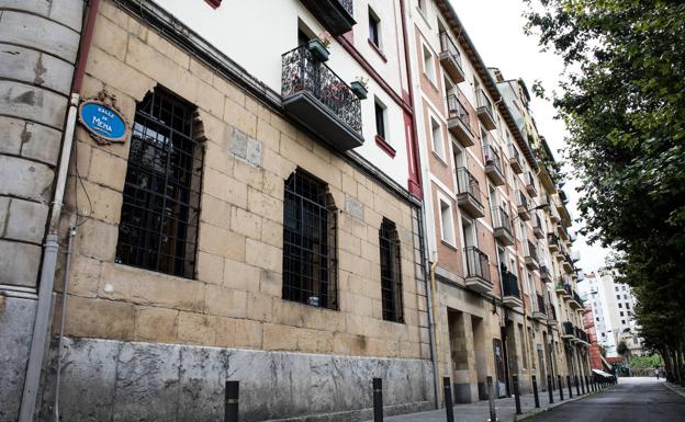 La calle de Mena, en el barrio de Zabala.