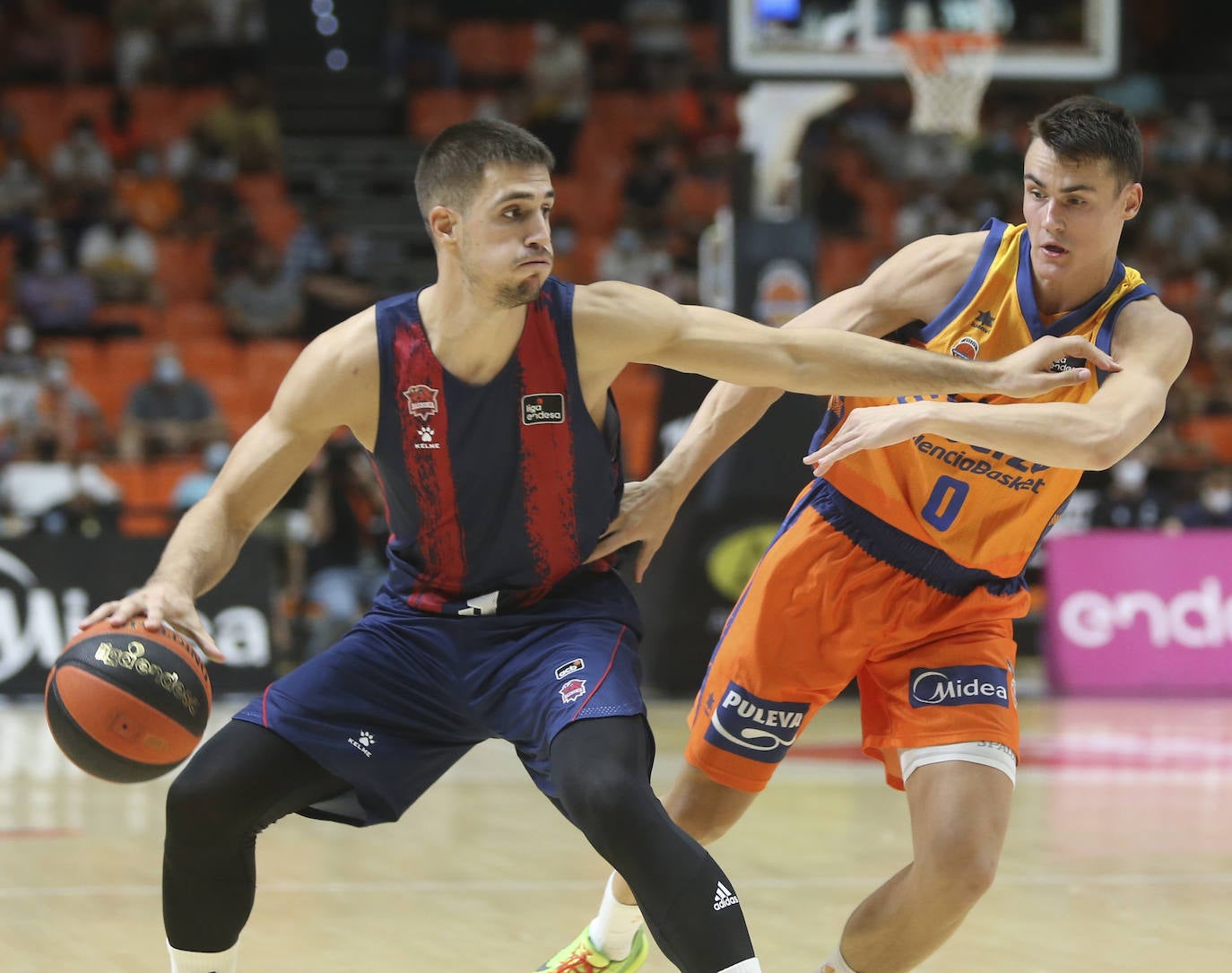 Fotos: Las mejores imágenes del Valencia - Baskonia