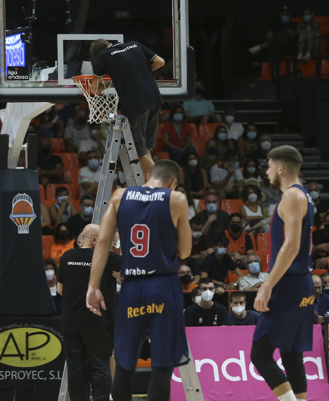Fotos: Las mejores imágenes del Valencia - Baskonia