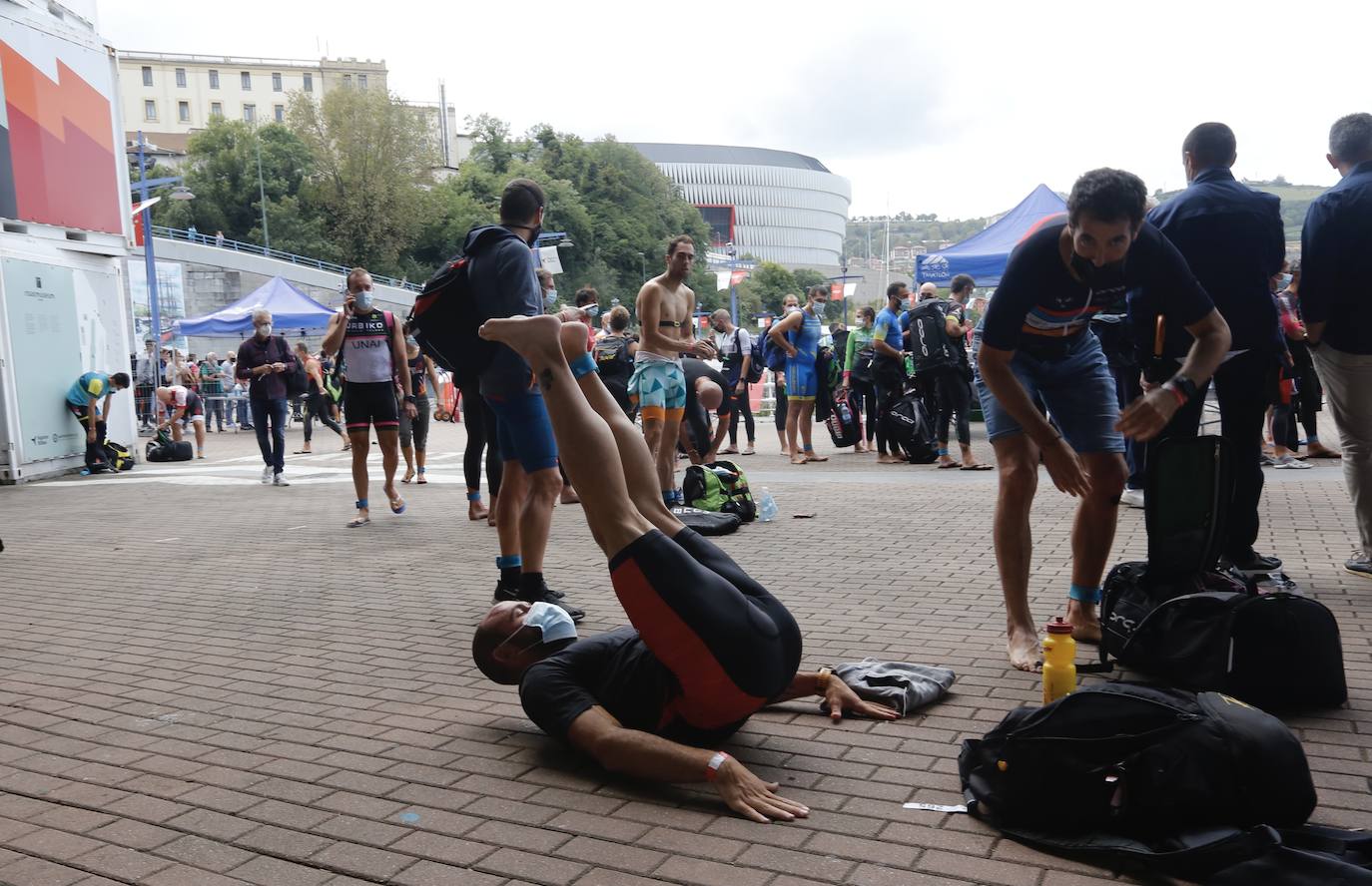 Fotos: Los bilbaínos disfrutan del triatlón