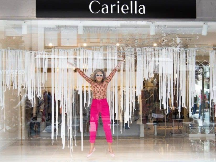 Escaparate de Cariella by Carmen Guinea, en el número 2 de la calle San Antonio.