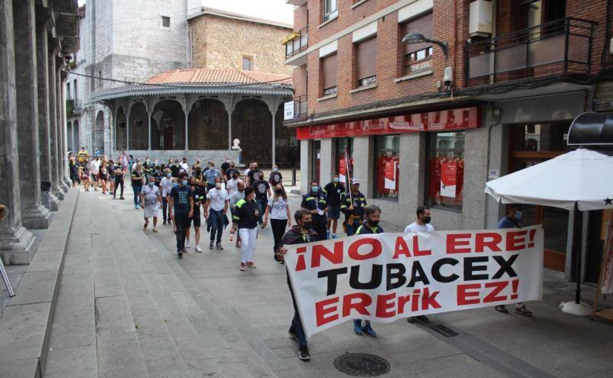 La plantilla de Tubacex ha protagoniza numerosasa marchas de protesta durante la huelga 