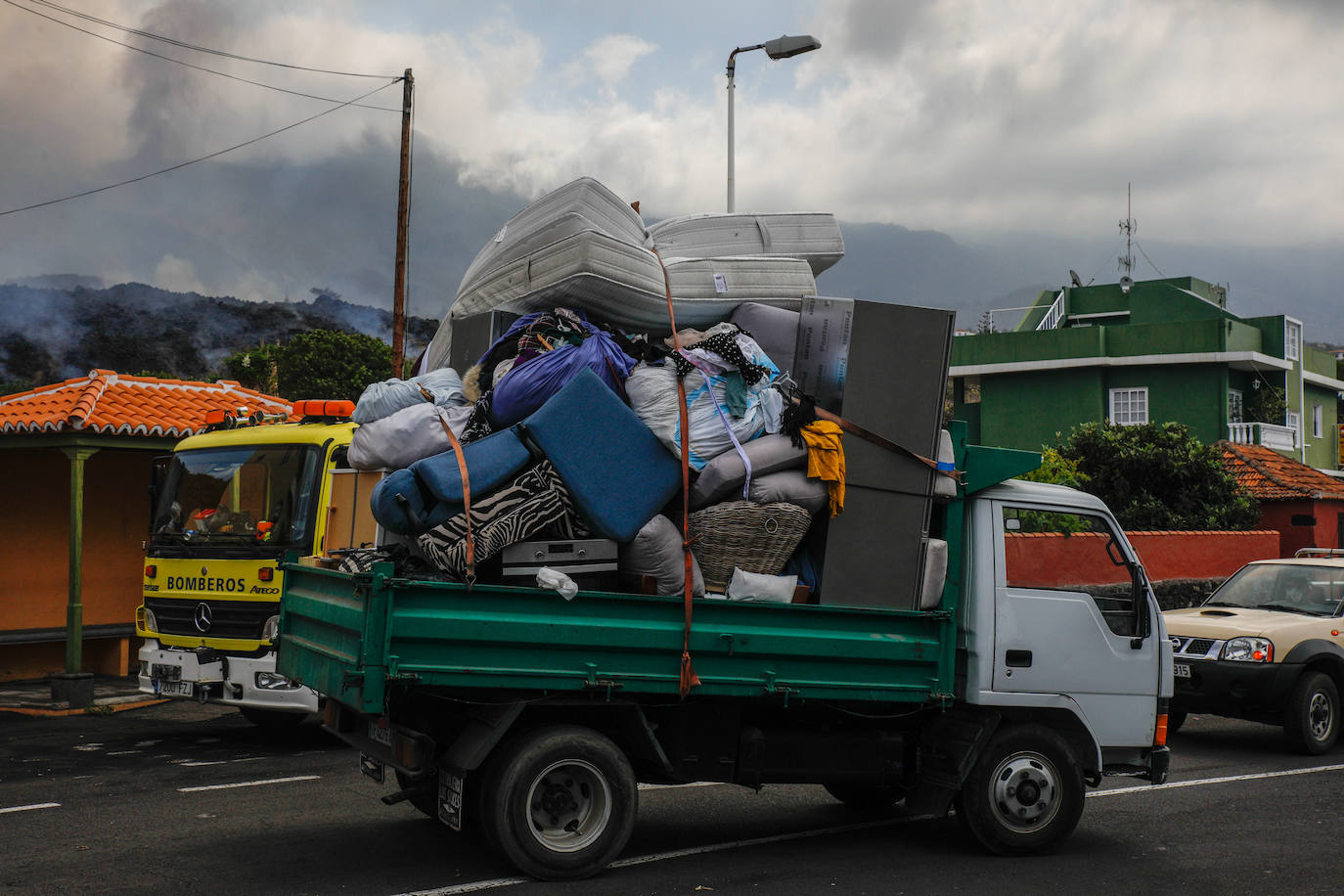 Fotos: El volcán de Canarias entra en erupción