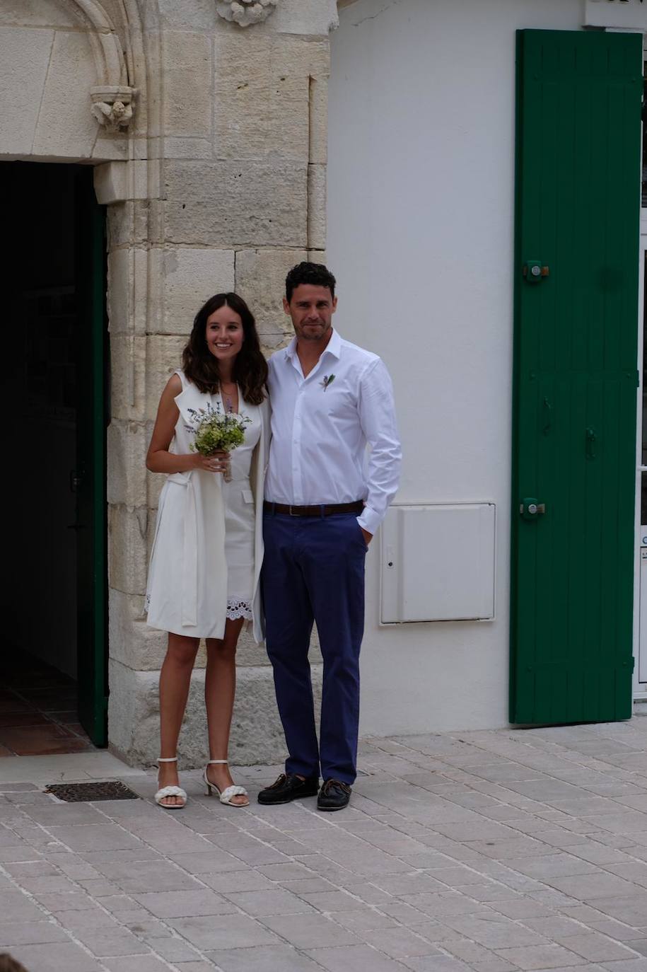 Fotos: La boda de ensueño en una isla francesa de Alazne, la modelo bilbaína del vestido sirena