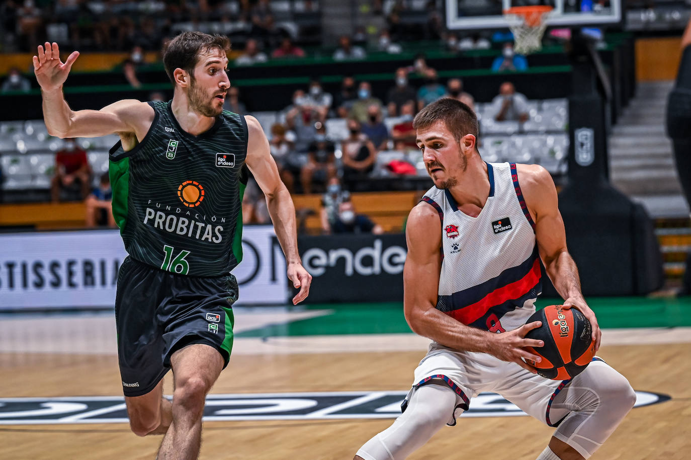 Fotos: Las mejores imágenes del Joventut-Baskonia