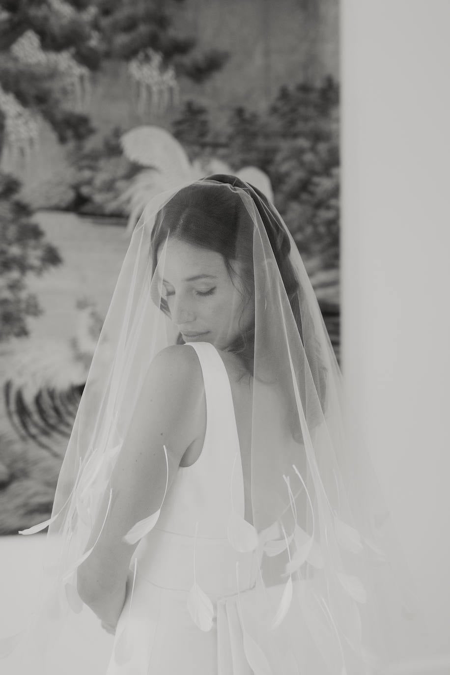 Fotos: La boda de ensueño en una isla francesa de Alazne, la modelo bilbaína del vestido sirena