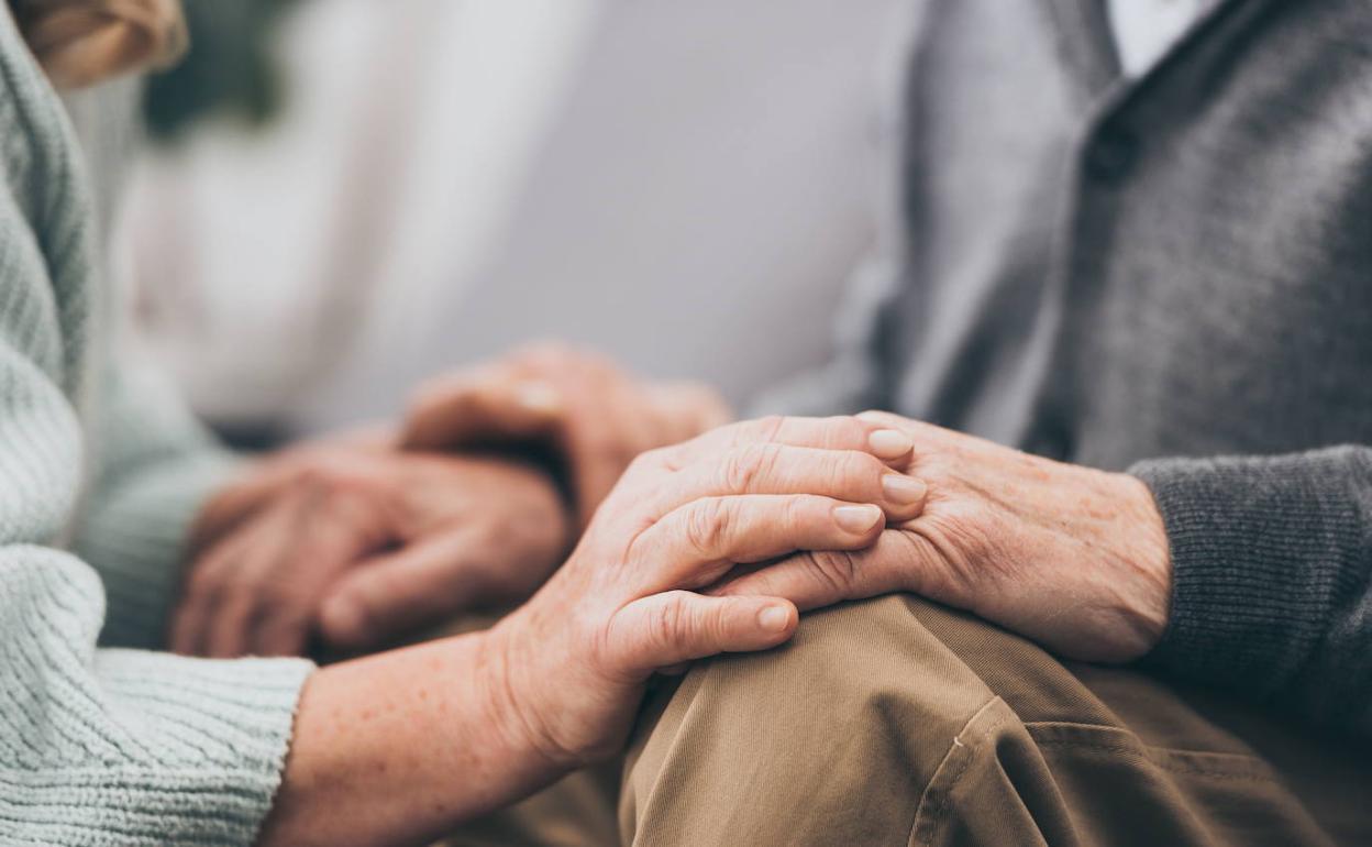 Un estudio vasco avanza en la detección precoz del alzhéimer a través de la saliva