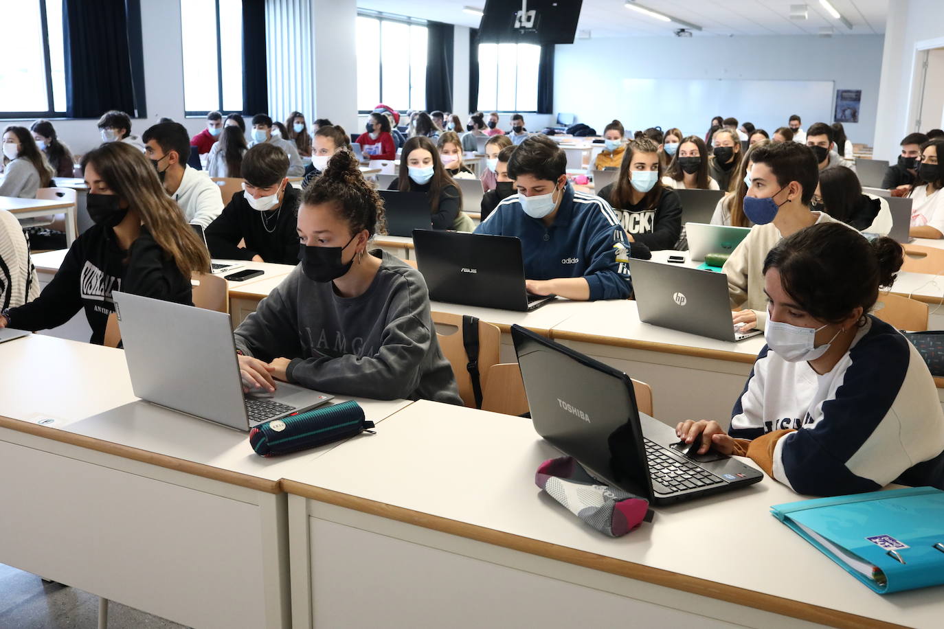 Fotos: Vuelta a la presencialidad en las universidades vascas