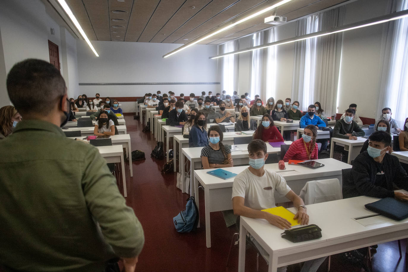 Fotos: Vuelta a la presencialidad en las universidades vascas