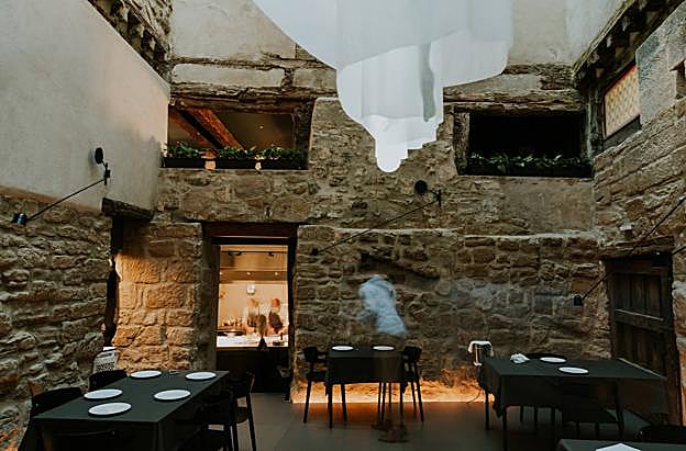 Santos Bregaña ha sido el responsable de la restauración del edificio.