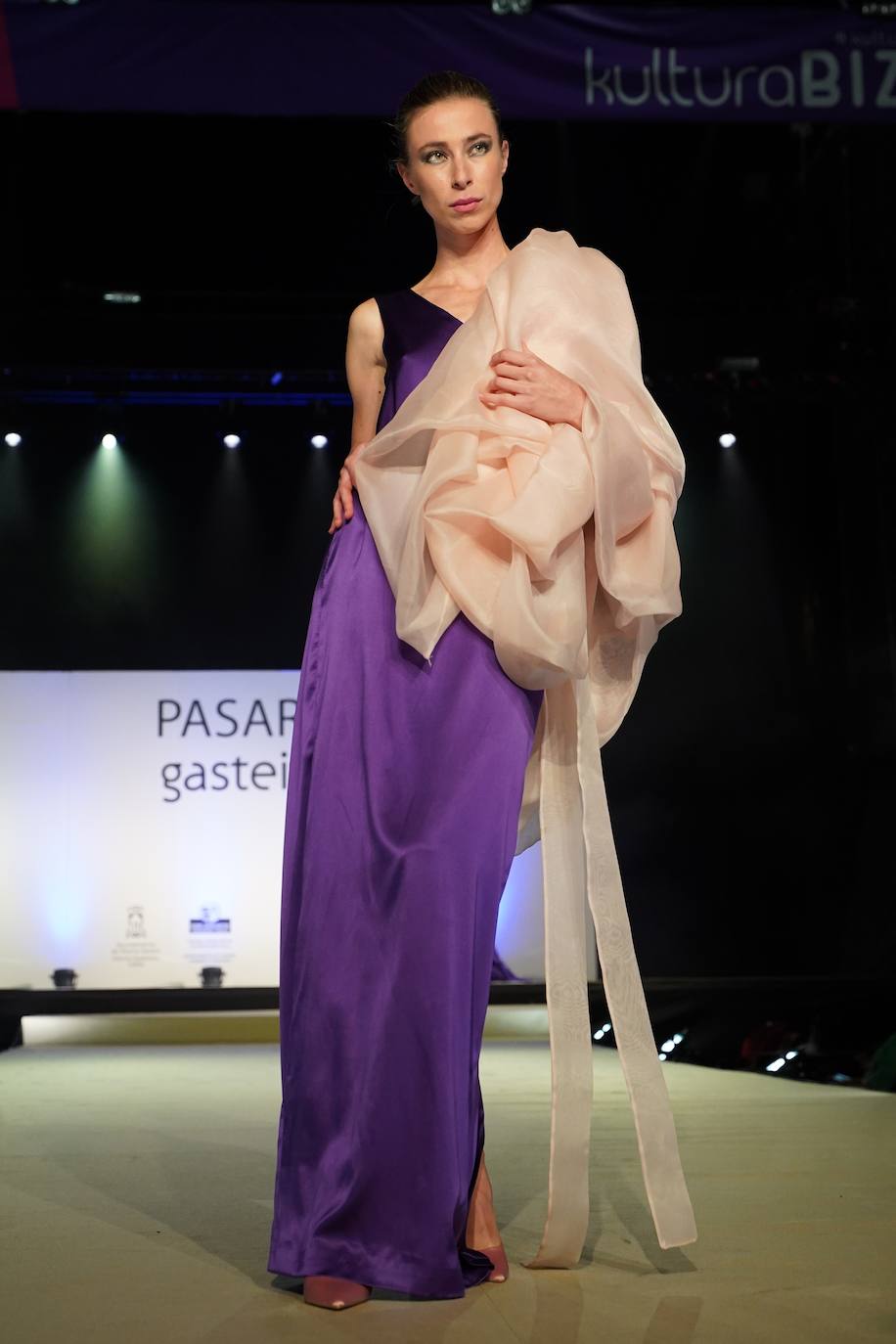 Fotos: El mirandés Marcos Villafruela engancha en la Pasarela Gasteiz On