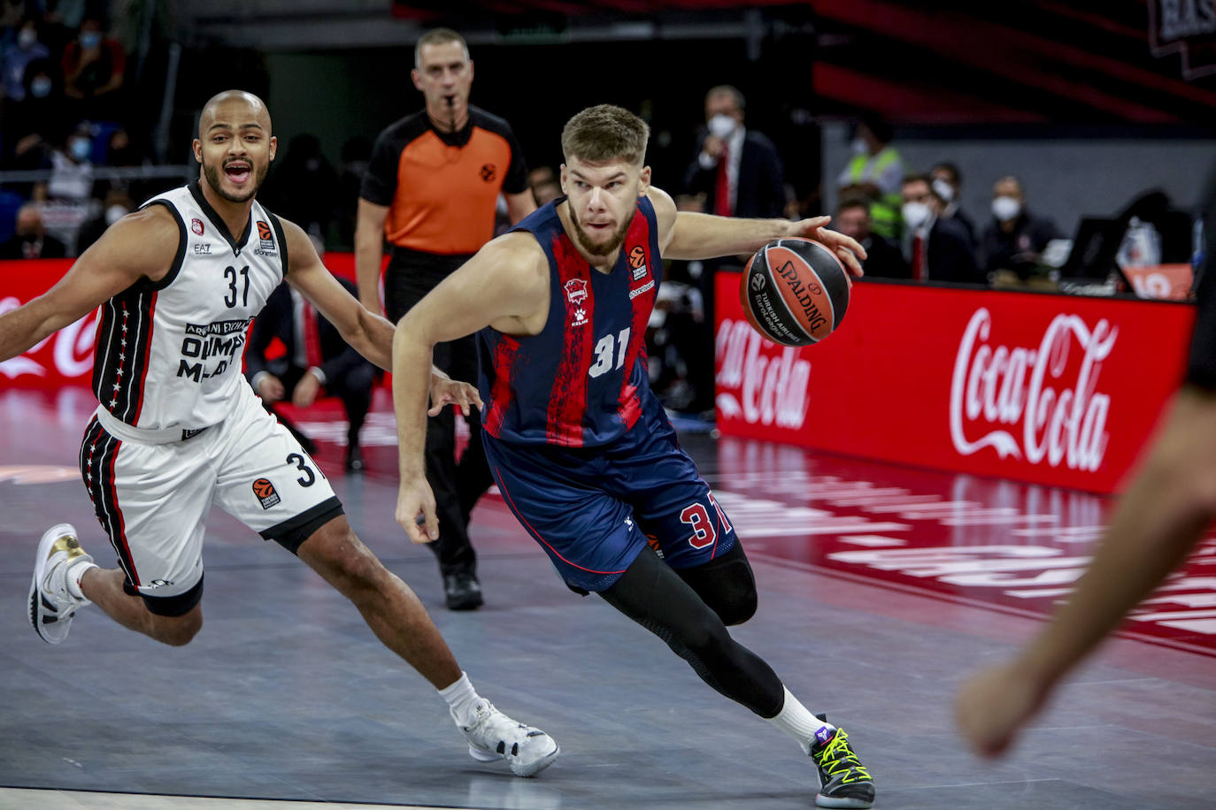 Fotos: Las mejores imágenes del Baskonia - Milano