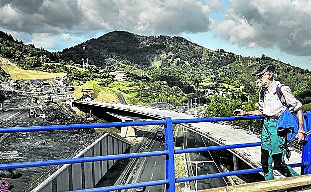 Enlace de la Supersur con la AP-68.